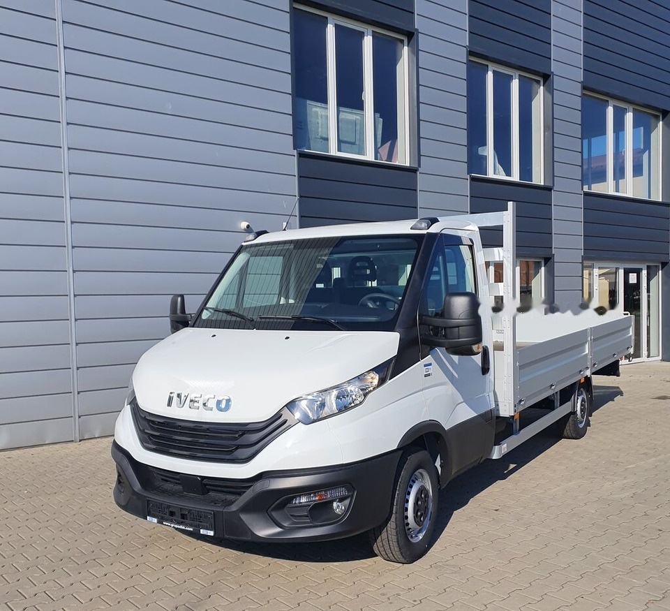 IVECO Daily 35S18 - Utilitaire plateau: photos 1 IVECO Daily 35S18 - Utilitaire plateau: photos 1