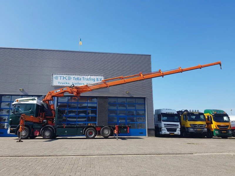 Scania R420 8x2 HIAB 800E-7 Hipro 80 ton/meter Winch Retarder - Camion plateau: photos 3 Scania R420 8x2 HIAB 800E-7 Hipro 80 ton/meter Winch Retarder - Camion plateau: photos 3