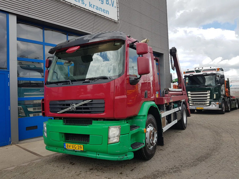 Volvo FE 240 Portaalarm Hyvalift Euro 5 - Camion multibenne: photos 2 Volvo FE 240 Portaalarm Hyvalift Euro 5 - Camion multibenne: photos 2