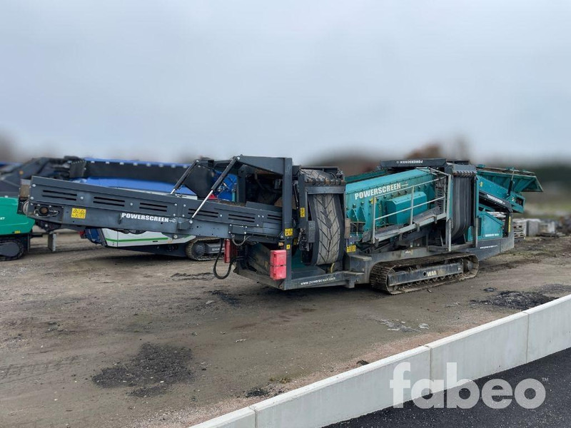 Powerscreen Warrior 1800 Powerscreen Warrior 1800 Sorteringsverk (111750) - Crible: photos 1 Powerscreen Warrior 1800 Powerscreen Warrior 1800 Sorteringsverk (111750) - Crible: photos 1