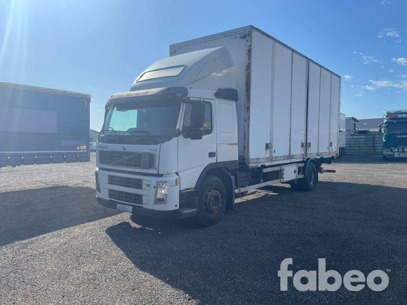 Volvo FM 9 - Camion fourgon: photos 1 Volvo FM 9 - Camion fourgon: photos 1