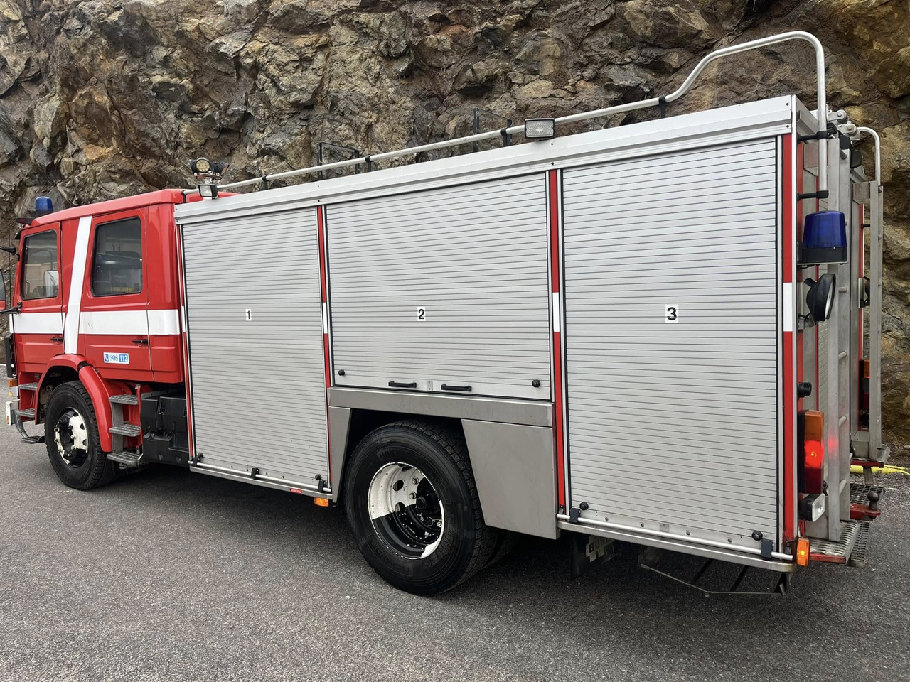 Scania P93ML - Fire engine /firetruck /släckbil / brandbil - Camion de pompier: photos 2 Scania P93ML - Fire engine /firetruck /släckbil / brandbil - Camion de pompier: photos 2