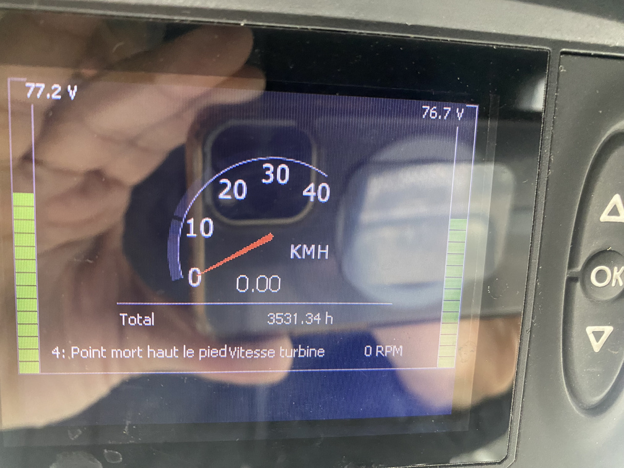 Balayeuse de voirie TENNANT Green Machines 500 ZE electric 500 ZE: photos 11 Balayeuse de voirie TENNANT Green Machines 500 ZE electric 500 ZE: photos 11