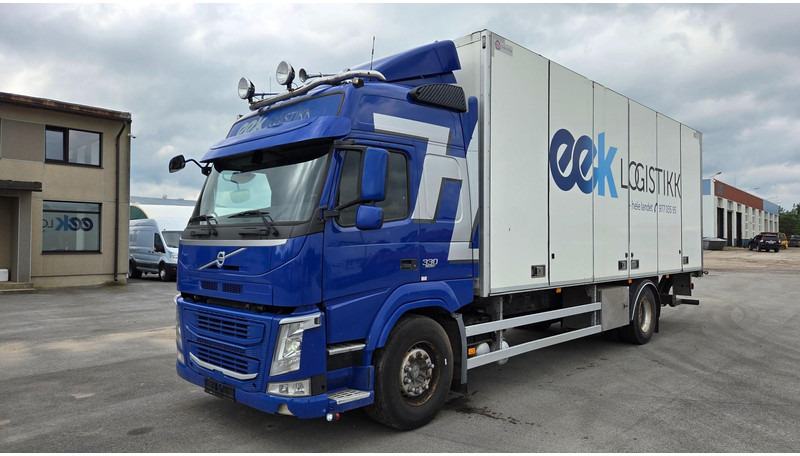 Volvo FM330 4X2 - Camion fourgon: photos 1 Volvo FM330 4X2 - Camion fourgon: photos 1