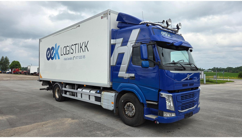 Volvo FM330 4X2 - Camion fourgon: photos 2 Volvo FM330 4X2 - Camion fourgon: photos 2