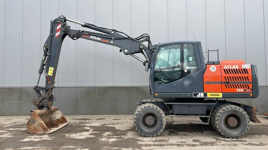 Atlas 150 W - Pelle sur pneus: photos 1 Atlas 150 W - Pelle sur pneus: photos 1