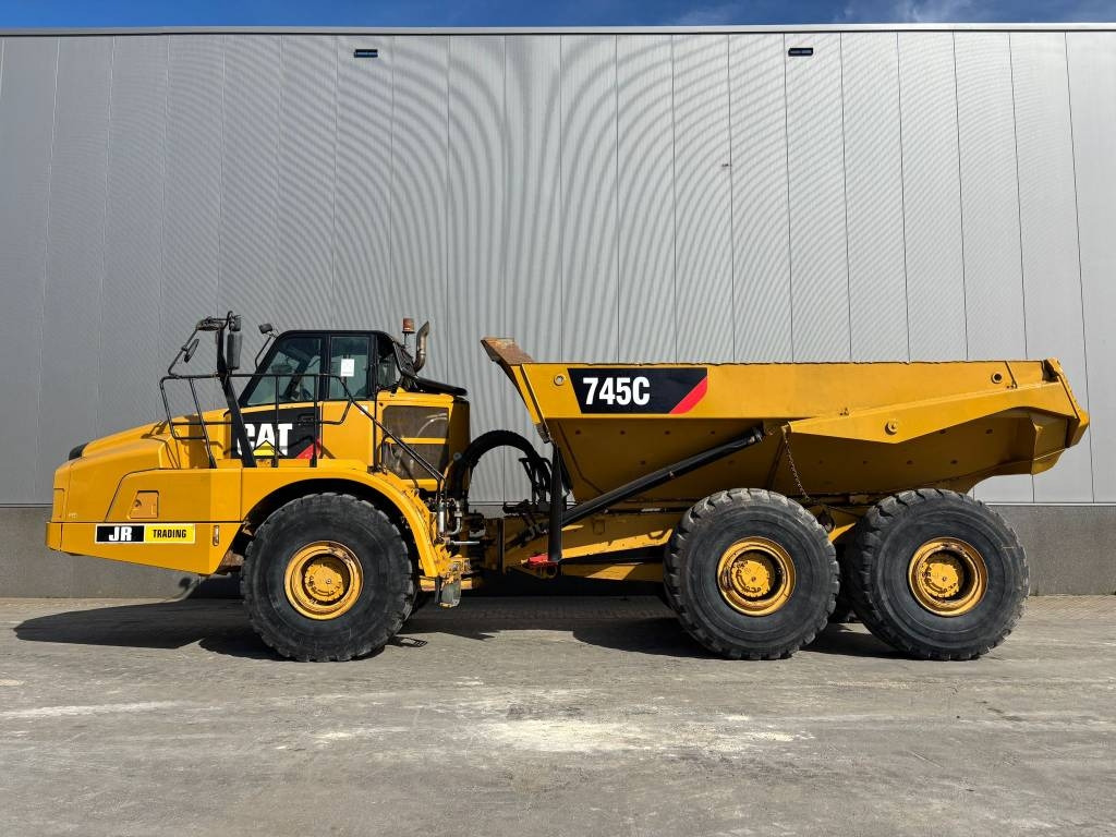 CAT 745 C - Tombereau articulé: photos 1 CAT 745 C - Tombereau articulé: photos 1