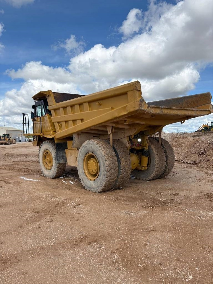 CAT 769 C (CE Certified) - Tombereau rigide: photos 3 CAT 769 C (CE Certified) - Tombereau rigide: photos 3