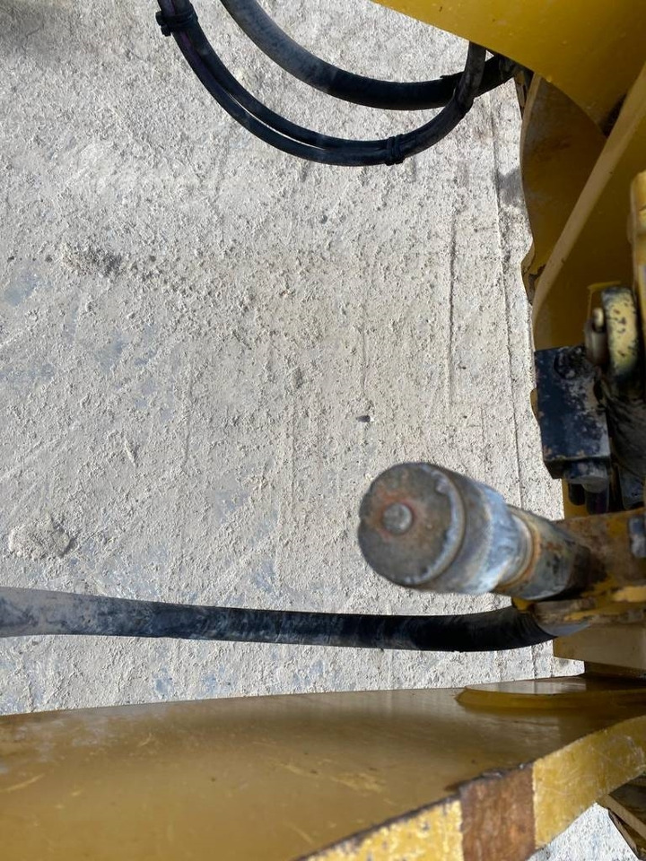 Chargeuse sur pneus CAT 938 M (Bucket + Forks): photos 20 Chargeuse sur pneus CAT 938 M (Bucket + Forks): photos 20