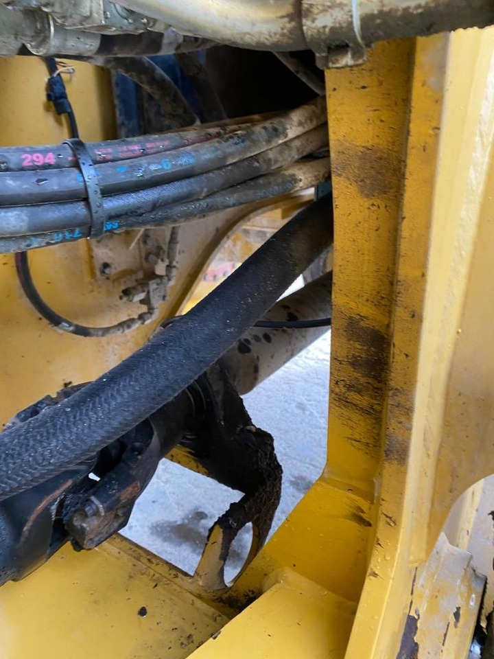 Chargeuse sur pneus CAT 938 M (Bucket + Forks): photos 26 Chargeuse sur pneus CAT 938 M (Bucket + Forks): photos 26