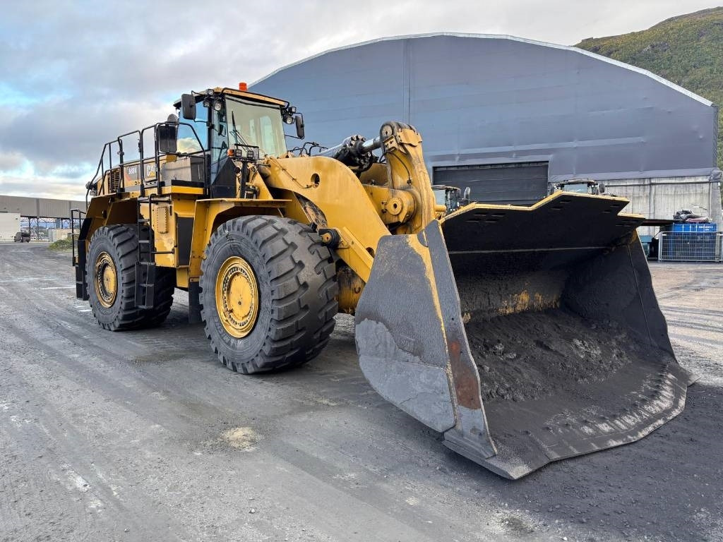 CAT 988 K (On Transport) - Chargeuse sur pneus: photos 5 CAT 988 K (On Transport) - Chargeuse sur pneus: photos 5