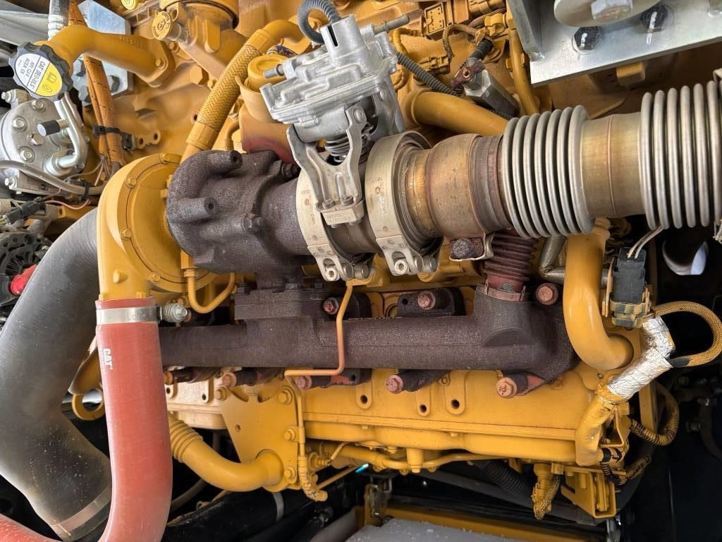 Pelle sur pneus CAT M 320 F: photos 22 Pelle sur pneus CAT M 320 F: photos 22