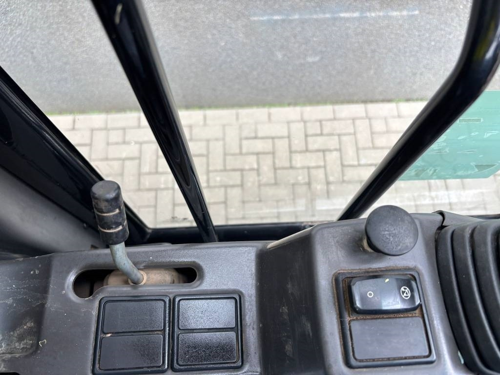 Pelle sur pneus CAT M 320 F: photos 14 Pelle sur pneus CAT M 320 F: photos 14