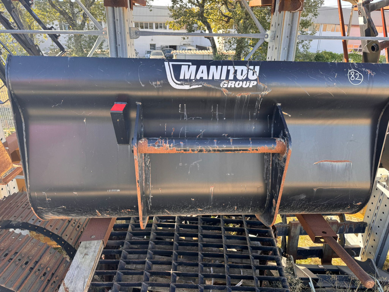 MANITOU CBA - Godet pour Chariot télescopique: photos 5 MANITOU CBA - Godet pour Chariot télescopique: photos 5