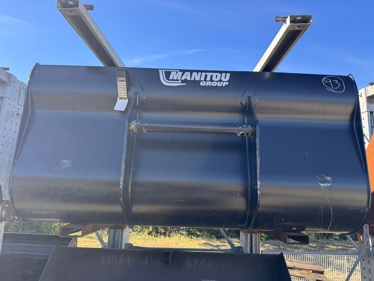 MANITOU CBA - Godet pour Chariot télescopique: photos 1 MANITOU CBA - Godet pour Chariot télescopique: photos 1