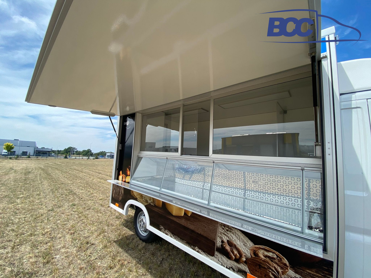 BCC POLSKA - FOOD TRUCK - SAMOCHÓD DO SPRZEDAŻY SERÓW, FOOD TRUCK Z NABIAŁEM, AUTO SKLEP - PEUGEOT BOXER - Camion magasin: photos 5 BCC POLSKA - FOOD TRUCK - SAMOCHÓD DO SPRZEDAŻY SERÓW, FOOD TRUCK Z NABIAŁEM, AUTO SKLEP - PEUGEOT BOXER - Camion magasin: photos 5