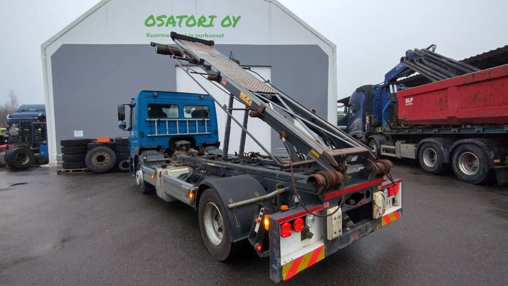 Mercedes-Benz Atego 1224 multilift vaijeri laite,euro6 250tkm!! - Camion multibenne: photos 4 Mercedes-Benz Atego 1224 multilift vaijeri laite,euro6 250tkm!! - Camion multibenne: photos 4