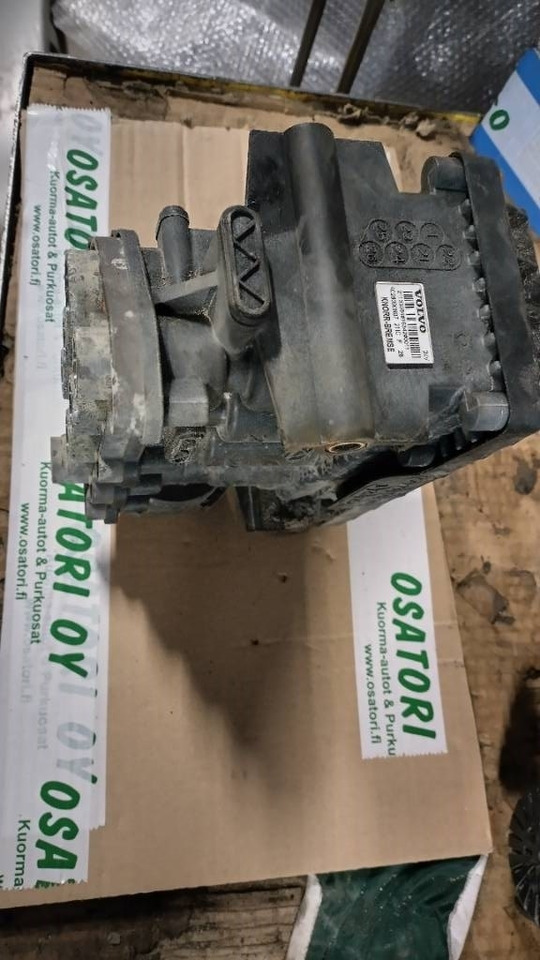 Volvo ELC venttiililohko FH4  - Frame/ Châssis pour Camion: photos 2 Volvo ELC venttiililohko FH4  - Frame/ Châssis pour Camion: photos 2