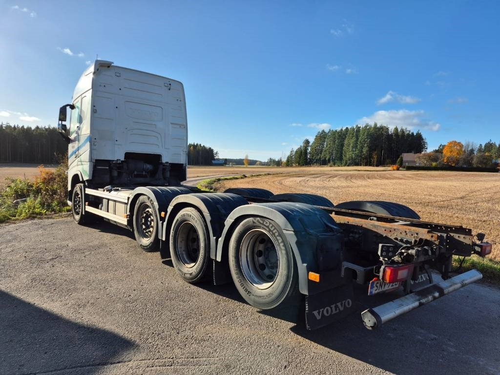Volvo FH500 8x2 alusta - Châssis cabine: photos 4 Volvo FH500 8x2 alusta - Châssis cabine: photos 4