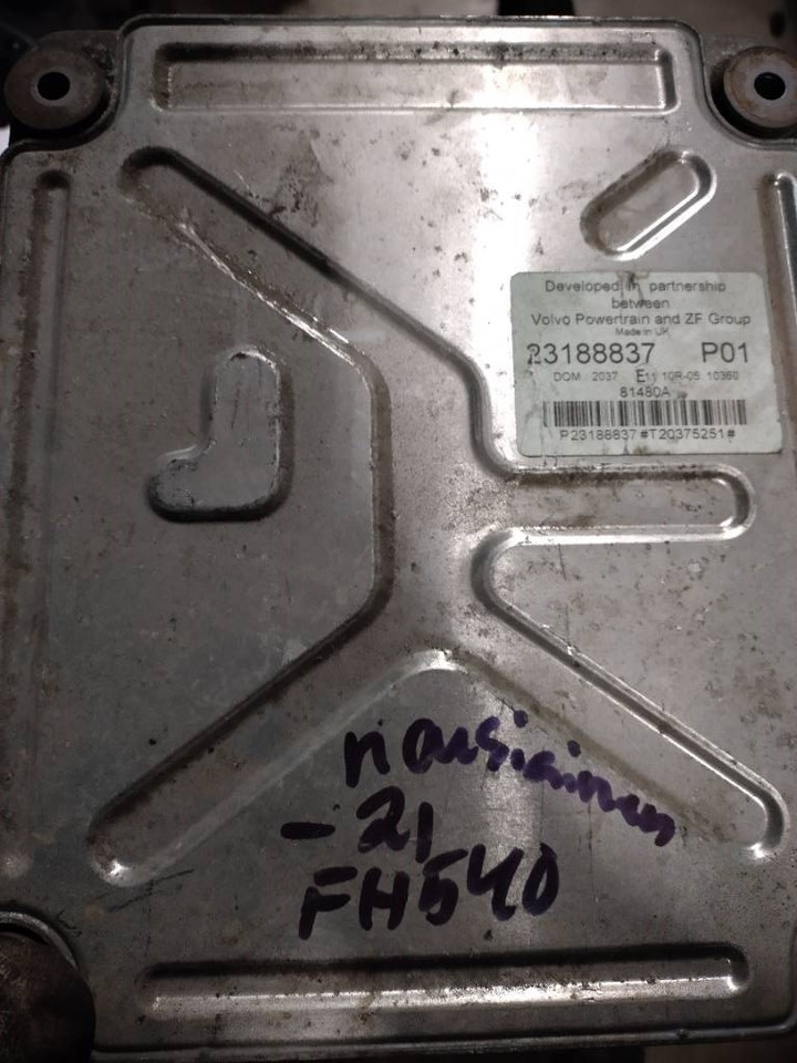 Volvo Moottori ecu  - Système électrique pour Camion: photos 2 Volvo Moottori ecu  - Système électrique pour Camion: photos 2