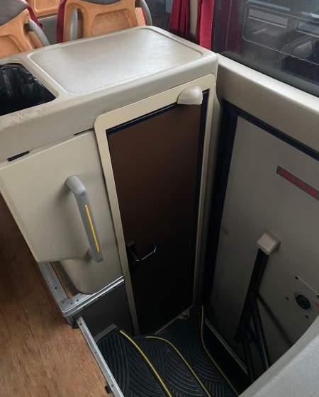 Irisbus MAGELYS PRO/ SPROWADZONY/ - Autocar: photos 4 Irisbus MAGELYS PRO/ SPROWADZONY/ - Autocar: photos 4