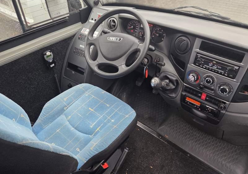 Bus interurbain Irisbus WING 2 / INDCAR / SPROWADZONY/ 34 MIEJSCA / EEV: photos 20 Bus interurbain Irisbus WING 2 / INDCAR / SPROWADZONY/ 34 MIEJSCA / EEV: photos 20