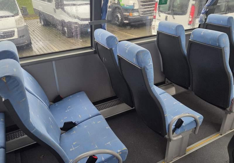 Bus interurbain Irisbus WING 2 / INDCAR / SPROWADZONY/ 34 MIEJSCA / EEV: photos 18 Bus interurbain Irisbus WING 2 / INDCAR / SPROWADZONY/ 34 MIEJSCA / EEV: photos 18