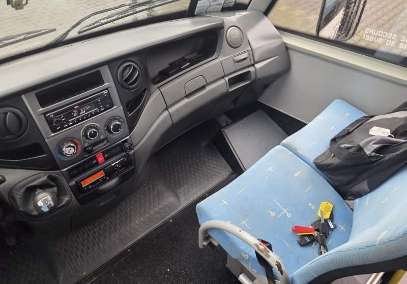 Bus interurbain Irisbus WING 2 / INDCAR / SPROWADZONY/ 34 MIEJSCA / EEV: photos 14 Bus interurbain Irisbus WING 2 / INDCAR / SPROWADZONY/ 34 MIEJSCA / EEV: photos 14