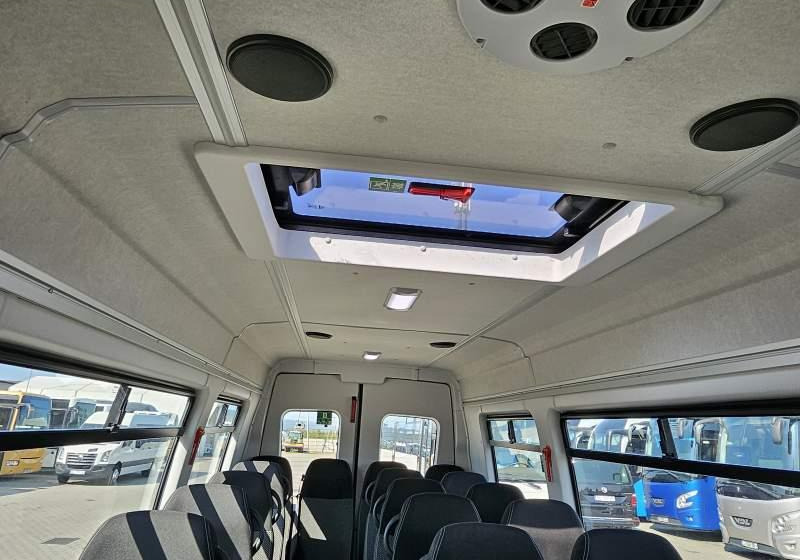 Iveco A60C15 / SPROWADZONE / EURO 6 / 25 000 KM - Minibus, Transport de personnes: photos 3 Iveco A60C15 / SPROWADZONE / EURO 6 / 25 000 KM - Minibus, Transport de personnes: photos 3
