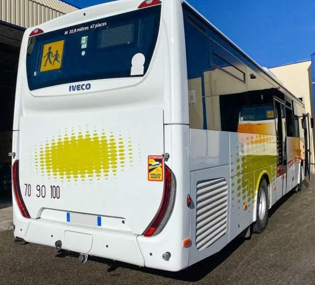 Iveco CROSSWAY/ DŁUGOŚĆ 10.70 M / MANUAL / EURO 6 - Bus interurbain: photos 5 Iveco CROSSWAY/ DŁUGOŚĆ 10.70 M / MANUAL / EURO 6 - Bus interurbain: photos 5