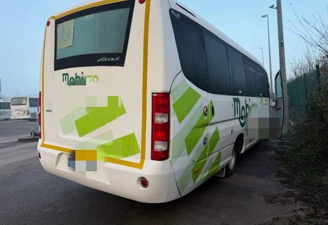 Mercedes-Benz SUNRIDER 818 VARIO / SPROWADZONY / 36 MIEJSC - Minibus, Transport de personnes: photos 4 Mercedes-Benz SUNRIDER 818 VARIO / SPROWADZONY / 36 MIEJSC - Minibus, Transport de personnes: photos 4