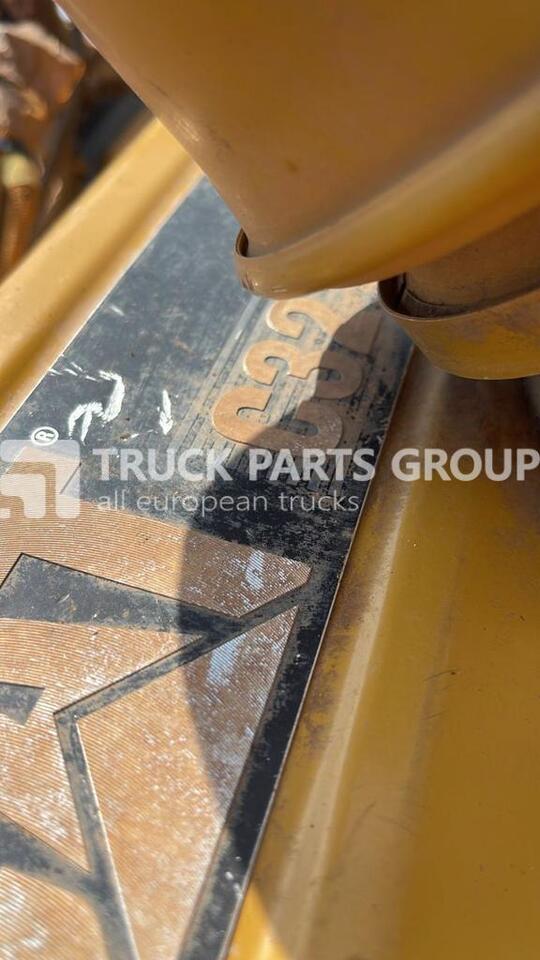 CATERPILLAR Carterpillar CAT engine, industrial engine, engine type C32 - Moteur pour Engins de chantier: photos 2 CATERPILLAR Carterpillar CAT engine, industrial engine, engine type C32 - Moteur pour Engins de chantier: photos 2