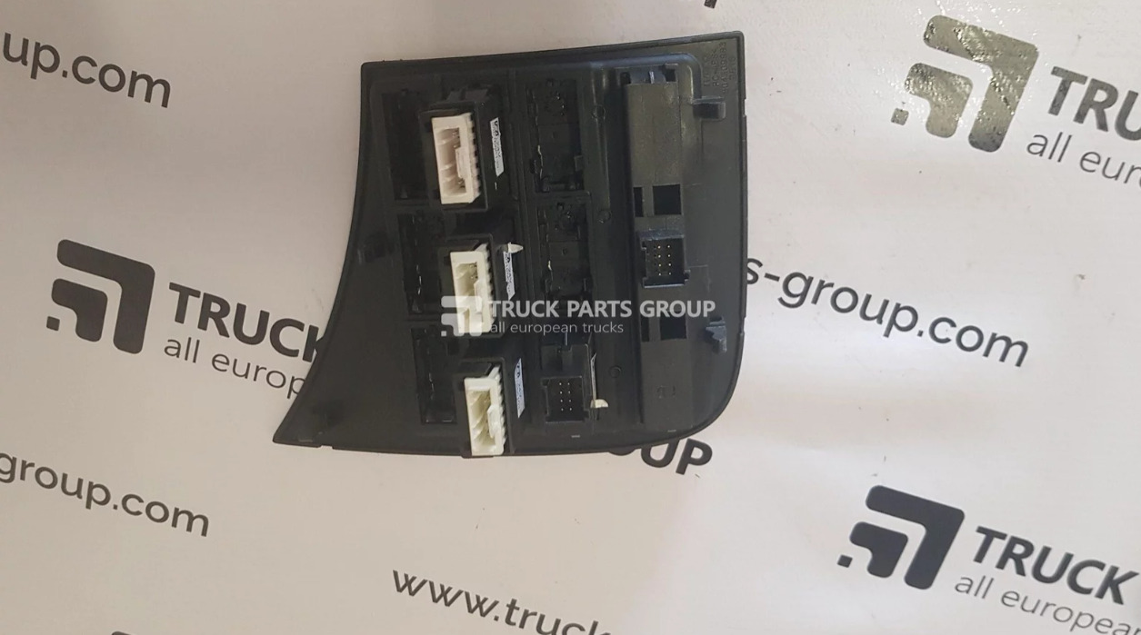 IVECO IVECO STRALIS EURO6 gearshift control, gearbox control switch buttons 5801856139, 5801654939, 5801856103, 5801721121, 5801281040, 5801328718, 4460650730, 504362202, 5801718341, 504388754, 0281020146, - Boîte de vitesse et pièces pour Camion: photos 2 IVECO IVECO STRALIS EURO6 gearshift control, gearbox control switch buttons 5801856139, 5801654939, 5801856103, 5801721121, 5801281040, 5801328718, 4460650730, 504362202, 5801718341, 504388754, 0281020146, - Boîte de vitesse et pièces pour Camion: photos 2