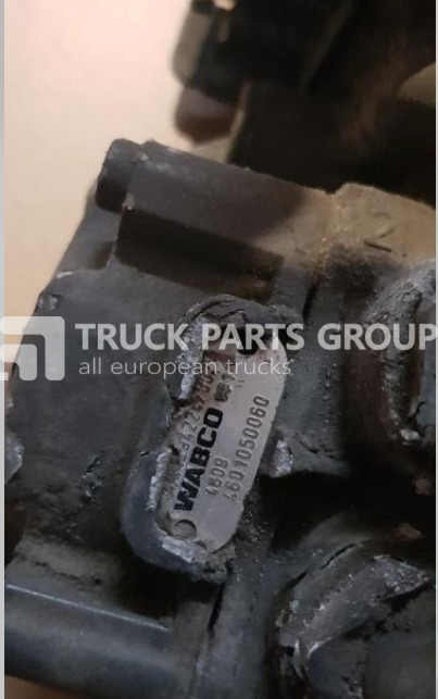 MERCEDES-BENZ Actros Axor MP2, MP3, EURO3, EURO5, axle gear modulator, rear ax crane - Valve de frein pour Camion: photos 5 MERCEDES-BENZ Actros Axor MP2, MP3, EURO3, EURO5, axle gear modulator, rear ax crane - Valve de frein pour Camion: photos 5