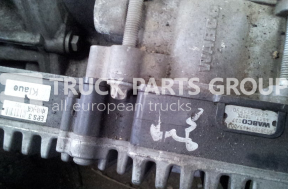 MERCEDES-BENZ EURO3, EURO5, gearbox control unit EDC, gate cylinder with gate control unit - Boîte de vitesse et pièces pour Camion: photos 4 MERCEDES-BENZ EURO3, EURO5, gearbox control unit EDC, gate cylinder with gate control unit - Boîte de vitesse et pièces pour Camion: photos 4