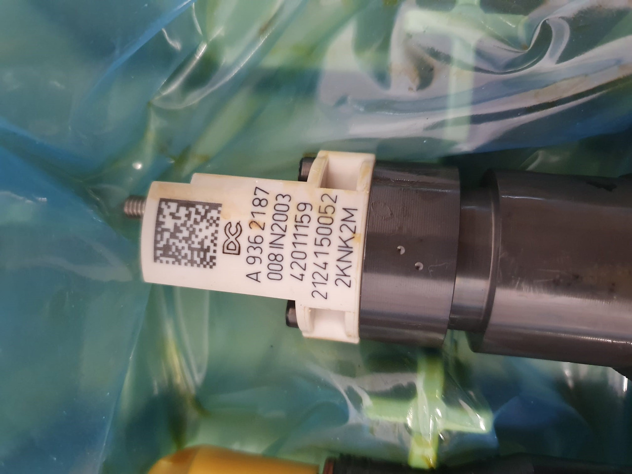 Mercedes Benz Atego OM936LA euro6 injector new or remanufactured 9360701787, 9360702187, 9361787, 9362187, OM936LA, 6 cylinder engine, OM934LA, 4 cylinder engine, BEBJ1C01001, BEBJ1C01002, 9360702187 - Injecteur pour Camion: photos 4 Mercedes Benz Atego OM936LA euro6 injector new or remanufactured 9360701787, 9360702187, 9361787, 9362187, OM936LA, 6 cylinder engine, OM934LA, 4 cylinder engine, BEBJ1C01001, BEBJ1C01002, 9360702187 - Injecteur pour Camion: photos 4