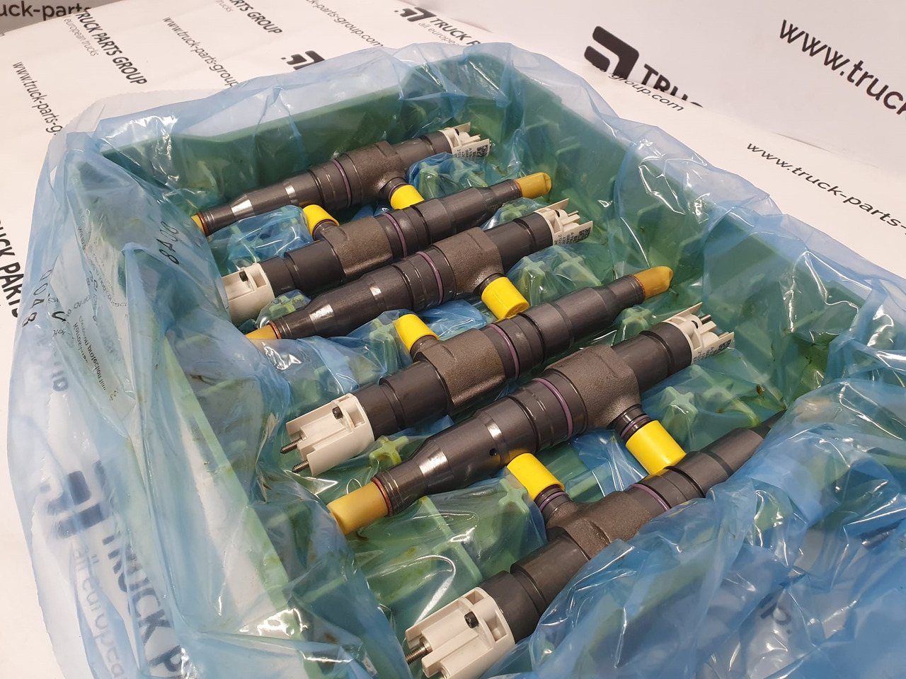 Mercedes Benz Atego OM936LA euro6 injector new or remanufactured 9360701787, 9360702187, 9361787, 9362187, OM936LA, 6 cylinder engine, OM934LA, 4 cylinder engine, BEBJ1C01001, BEBJ1C01002, 9360702187 - Injecteur pour Camion: photos 2 Mercedes Benz Atego OM936LA euro6 injector new or remanufactured 9360701787, 9360702187, 9361787, 9362187, OM936LA, 6 cylinder engine, OM934LA, 4 cylinder engine, BEBJ1C01001, BEBJ1C01002, 9360702187 - Injecteur pour Camion: photos 2