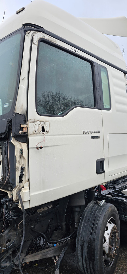 MAN MAN TGX / TGS EURO6 door, euro6 emission 81626004129, 81626004121, 81626004125, 81626004102, 81626004086, 81626004102, 81626004099, 81626004108, 81626004110, 81626004122, 81626004126, 81626004118, 816 - Pièces de rechange pour Camion: photos 1 MAN MAN TGX / TGS EURO6 door, euro6 emission 81626004129, 81626004121, 81626004125, 81626004102, 81626004086, 81626004102, 81626004099, 81626004108, 81626004110, 81626004122, 81626004126, 81626004118, 816 - Pièces de rechange pour Camion: photos 1