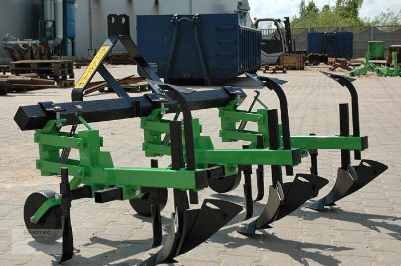 BOMET Häufler Kartoffelhäufler Häufelpflug Häufelgerät NEU - Outils du sol: photos 5 BOMET Häufler Kartoffelhäufler Häufelpflug Häufelgerät NEU - Outils du sol: photos 5