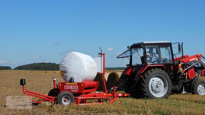 Metal-Fach Z577 Ballenwickler Rundballenwickler mit Seitenlader NEU - Enrubanneuse: photos 1 Metal-Fach Z577 Ballenwickler Rundballenwickler mit Seitenlader NEU - Enrubanneuse: photos 1