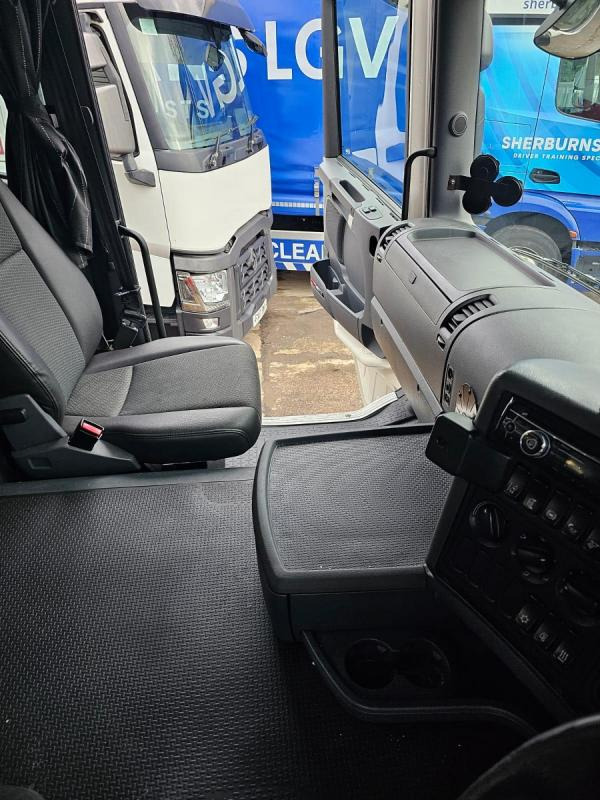 Scania g410 G410 4x2 - Tracteur routier: photos 2 Scania g410 G410 4x2 - Tracteur routier: photos 2