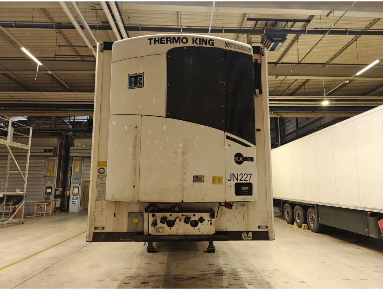2018 Krone Double Deck Cool Liner FP 60 ThermoKing SLXi 300 Lifting Axle - Semi-remorque frigorifique: photos 1 2018 Krone Double Deck Cool Liner FP 60 ThermoKing SLXi 300 Lifting Axle - Semi-remorque frigorifique: photos 1