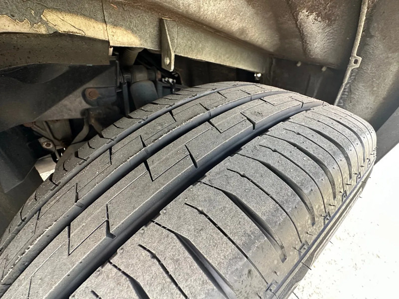 Iveco Daily 35S16 / 160 PK / LAADKLEP / AIRCO / NIEUWE VOORBANDEN / NIEUWE APK! - Fourgon grand volume: photos 4 Iveco Daily 35S16 / 160 PK / LAADKLEP / AIRCO / NIEUWE VOORBANDEN / NIEUWE APK! - Fourgon grand volume: photos 4