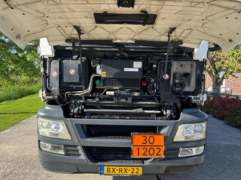 MAN TGS 26.360 / NL TRUCK / EURO 5 / 6x2 / LENK-LIFT / DIJSEL 5 COMP. 23,2 m3 / AUTOMATIC - Camion citerne: photos 3 MAN TGS 26.360 / NL TRUCK / EURO 5 / 6x2 / LENK-LIFT / DIJSEL 5 COMP. 23,2 m3 / AUTOMATIC - Camion citerne: photos 3