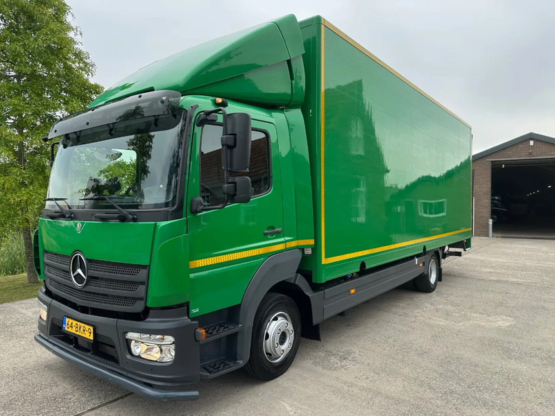 Mercedes-Benz Atego 1018 / NL TRUCK / AUTOMATIC / LBW / EURO6 / LOW KM'S - Camion fourgon: photos 1 Mercedes-Benz Atego 1018 / NL TRUCK / AUTOMATIC / LBW / EURO6 / LOW KM'S - Camion fourgon: photos 1