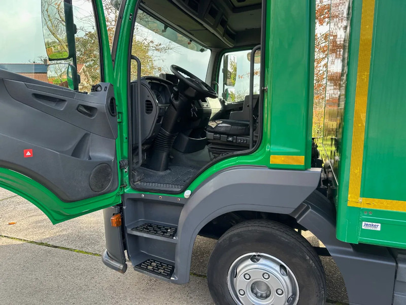 Mercedes-Benz Atego 1018 / NL TRUCK / EURO 6 / AIRCO / BOX+LIFT+SIDE DOOR / AUTOMATIC - Camion fourgon: photos 4 Mercedes-Benz Atego 1018 / NL TRUCK / EURO 6 / AIRCO / BOX+LIFT+SIDE DOOR / AUTOMATIC - Camion fourgon: photos 4