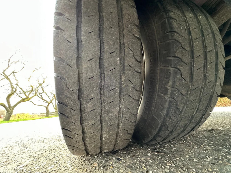 Iveco Daily 40C13 / BE COMBI 12T WITH VELDHUIZEN P31-5A / CREWCAB 7 pers. / NEW APK — crédit-bail Iveco Daily 40C13 / BE COMBI 12T WITH VELDHUIZEN P31-5A / CREWCAB 7 pers. / NEW APK: photos 17 Iveco Daily 40C13 / BE COMBI 12T WITH VELDHUIZEN P31-5A / CREWCAB 7 pers. / NEW APK — crédit-bail Iveco Daily 40C13 / BE COMBI 12T WITH VELDHUIZEN P31-5A / CREWCAB 7 pers. / NEW APK: photos 17