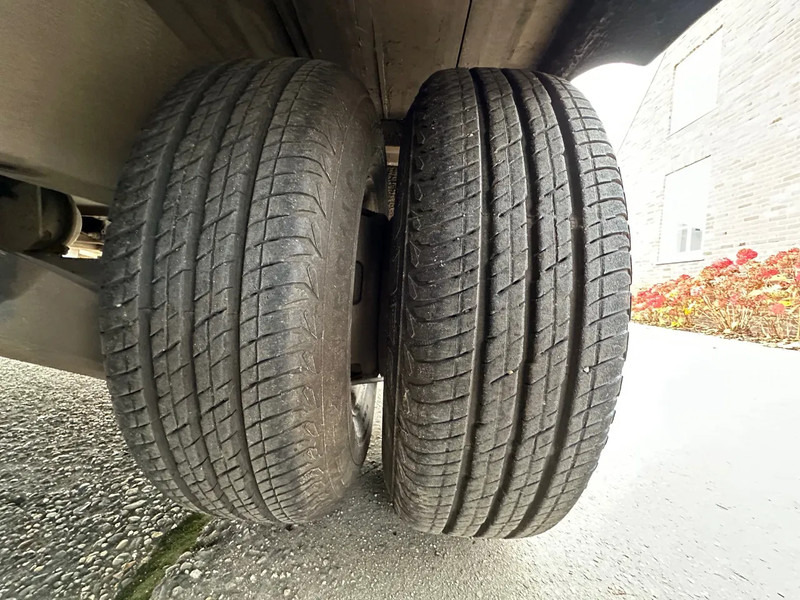 Iveco Daily 40C13 / BE COMBI 12T WITH VELDHUIZEN P31-5A / CREWCAB 7 pers. / NEW APK — crédit-bail Iveco Daily 40C13 / BE COMBI 12T WITH VELDHUIZEN P31-5A / CREWCAB 7 pers. / NEW APK: photos 9 Iveco Daily 40C13 / BE COMBI 12T WITH VELDHUIZEN P31-5A / CREWCAB 7 pers. / NEW APK — crédit-bail Iveco Daily 40C13 / BE COMBI 12T WITH VELDHUIZEN P31-5A / CREWCAB 7 pers. / NEW APK: photos 9