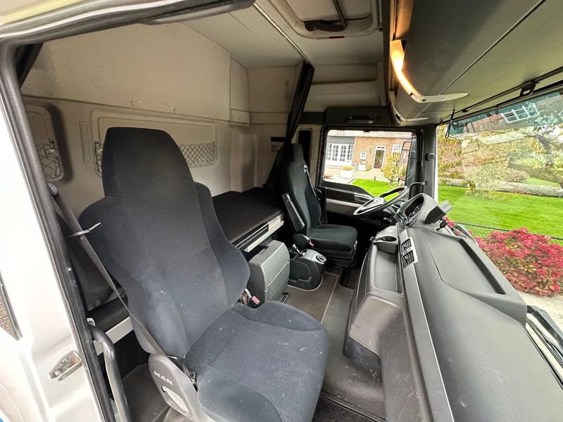 Tracteur routier MAN TGX 26.480 / NL TRUCK / RETARDER / EURO 6 / 6X2 / LIFT+STEER AXLE / 60T: photos 19