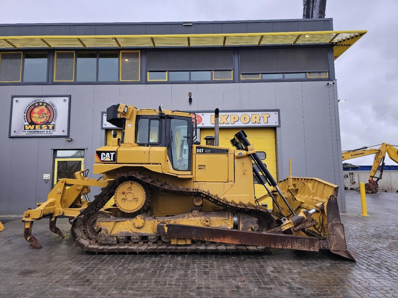 Caterpillar D6T - Bulldozer: photos 5 Caterpillar D6T - Bulldozer: photos 5